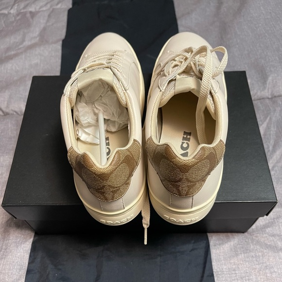 Brand new coach shoes - Picture 2 of 3